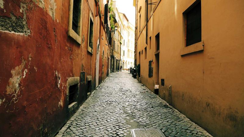 Facebook广告频次多少算正常？不同广告目标的频次管理指南